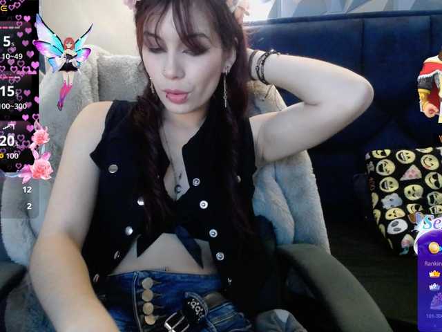 -yuyi live cam on BongaCams