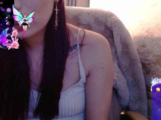 -yuyi Live Webcam on BongaCams
