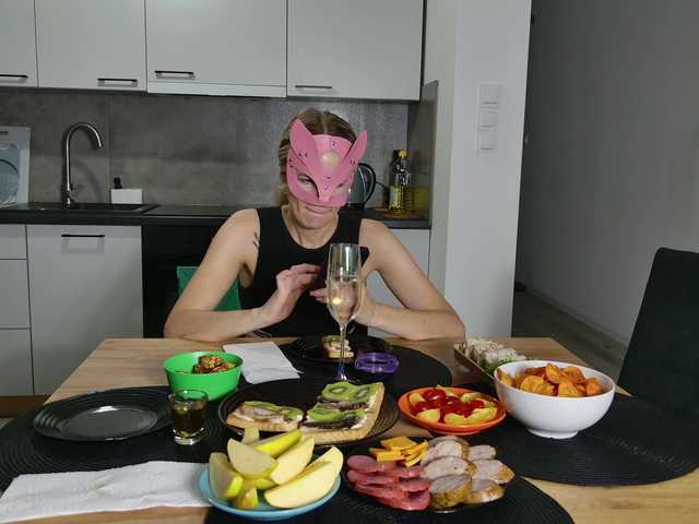 pokemon7ik live cam on BongaCams