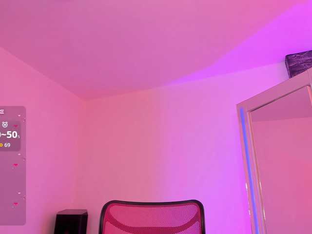 Brunette-Of-Your-Dreams live cam on BongaCams