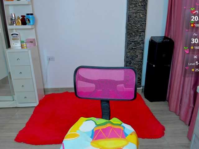 Brunette-Of-Your-Dreams