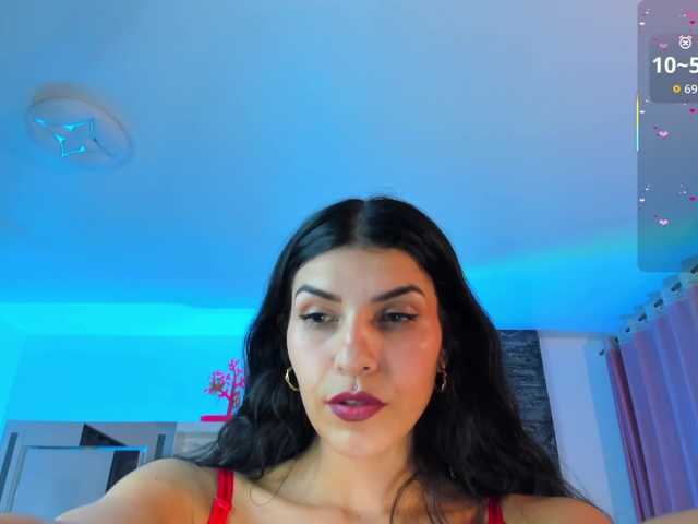 Brunette-Of-Your-Dreams live cam on BongaCams