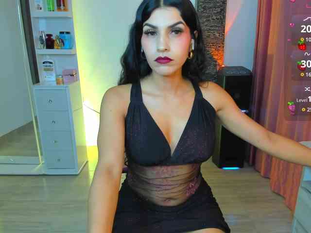 Brunette-Of-Your-Dreams