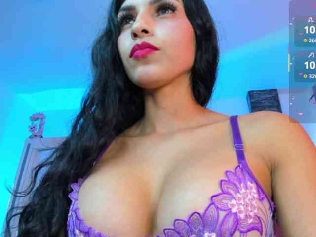 Brunette-Of-Your-Dreams