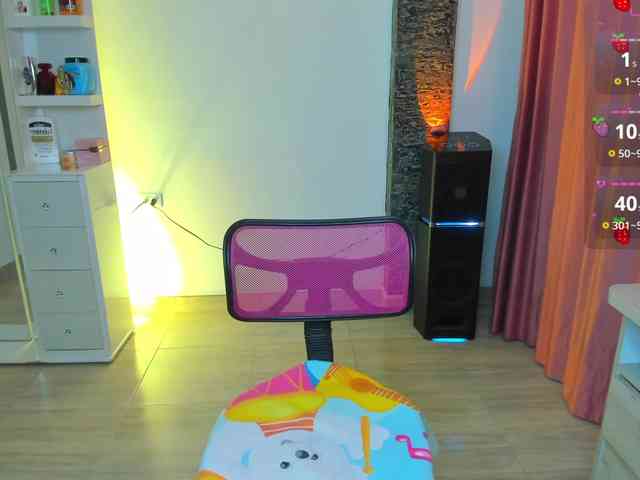 Brunette-Of-Your-Dreams