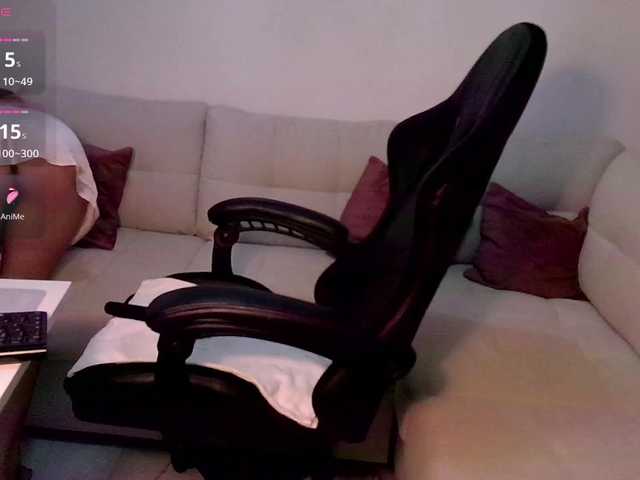 EmillyGreen1 live cam on BongaCams