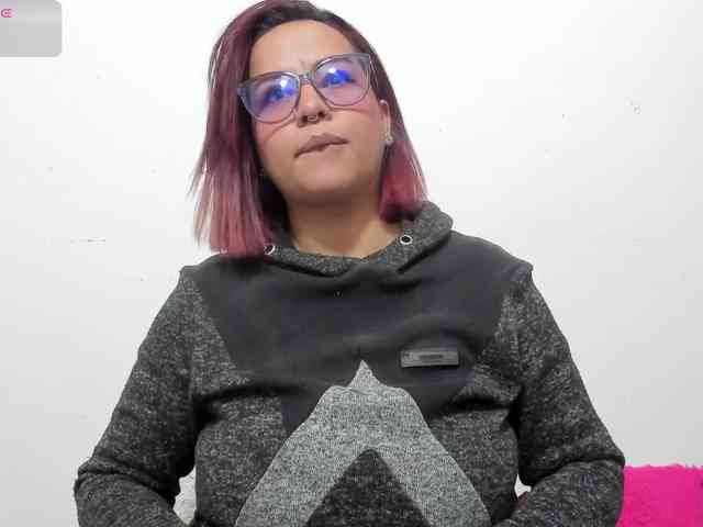 hazeel34 webcam