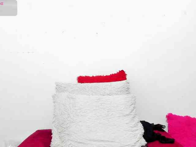 hazeel34 webcam
