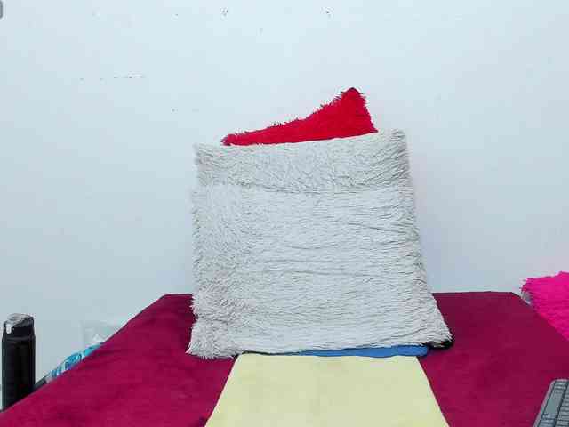 hazeel34 webcam