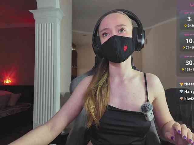 CreamAssK webcam