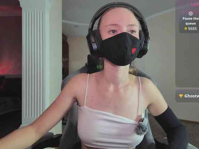 CreamAssK webcam
