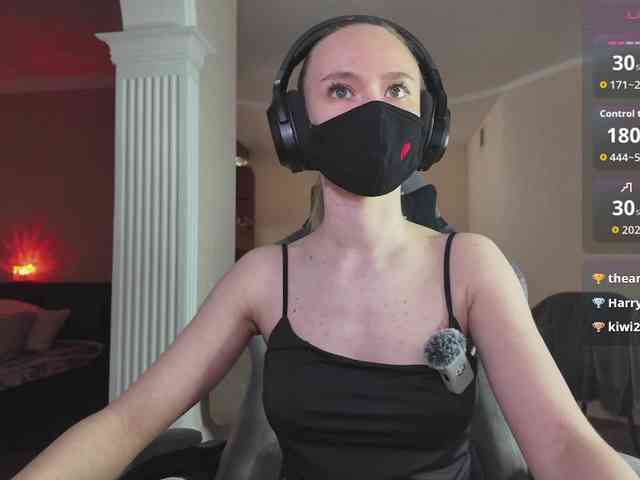 CreamAssK webcam