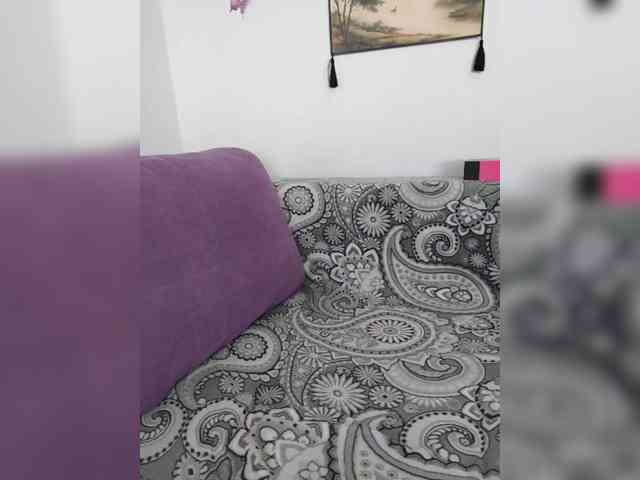 Metisha222 webcam