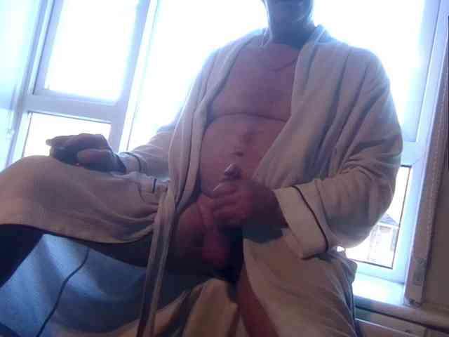 IwantYou-runtheshow Sex Cam Show