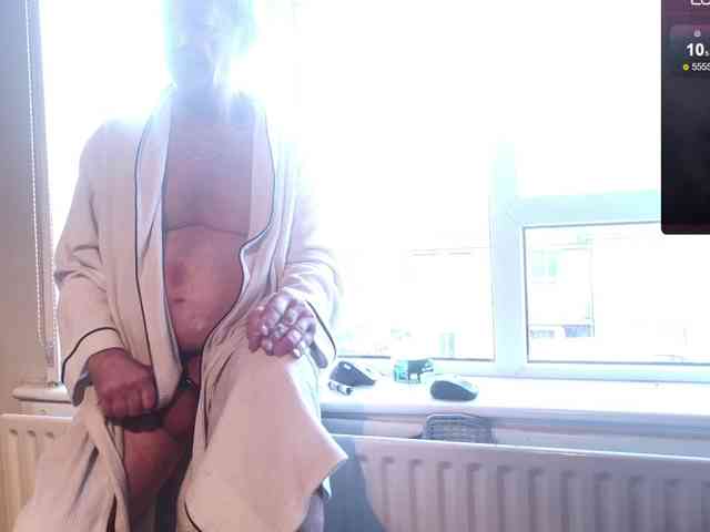IwantYou-runtheshow Sex Cam Show