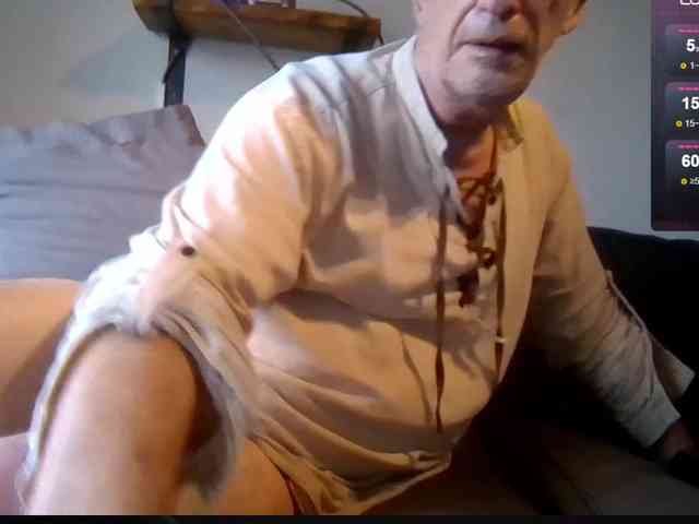 IwantYou-runtheshow Sex Cam Show