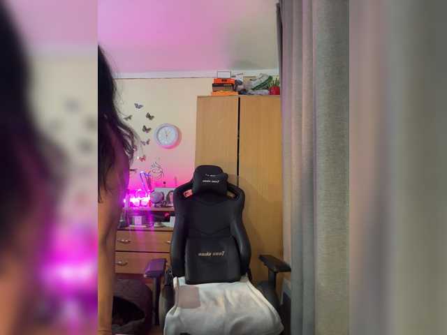 Hotangel75 live cam on BongaCams