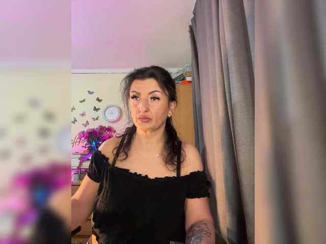 Hotangel75 live cam on BongaCams