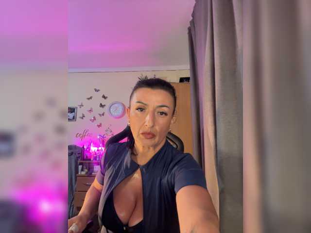 Hotangel75