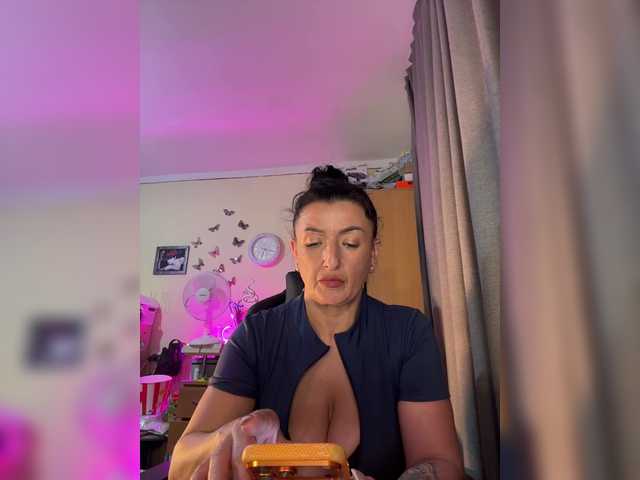 Hotangel75 live cam on BongaCams