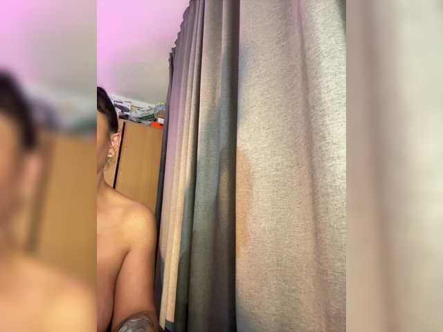Hotangel75 live cam on BongaCams