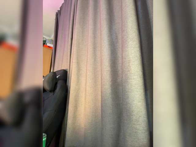 Hotangel75's BongaCams show and profile