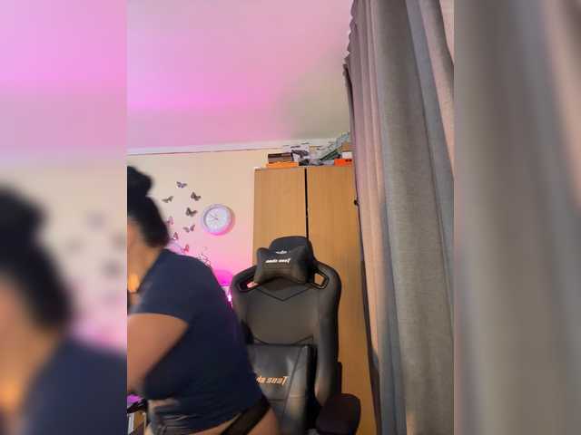 Hotangel75 live webcam show