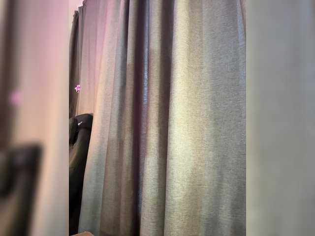 Hotangel75's BongaCams show and profile