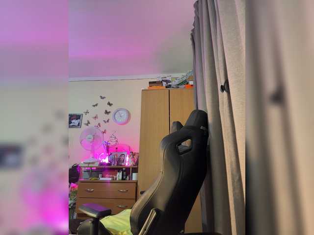 Hotangel75 live webcam show