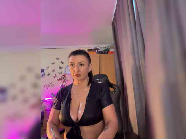 Hotangel75 webcam