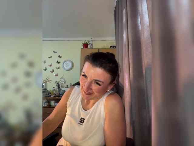 Hotangel75 webcam