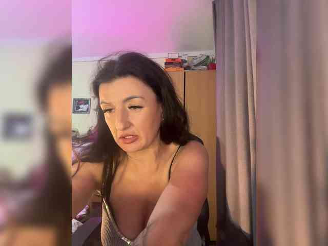 Hotangel75 webcam