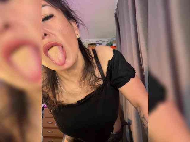 Hotangel75 webcam