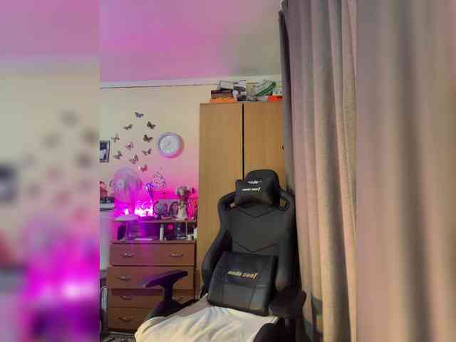 Hotangel75 webcam