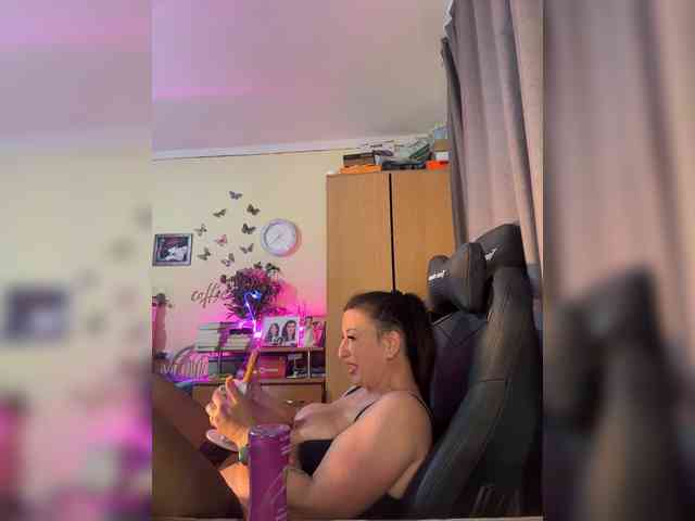 Hotangel75 webcam