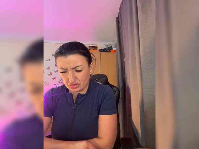 Hotangel75 webcam