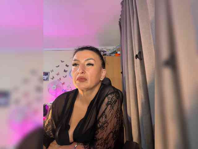 Hotangel75 webcam