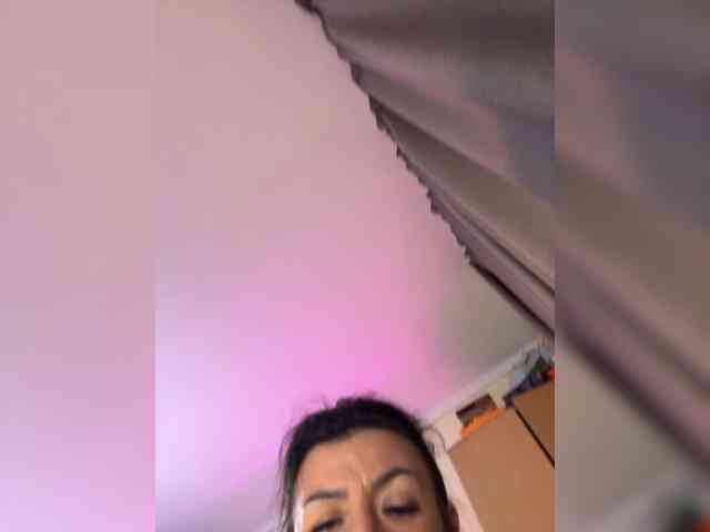 Hotangel75 webcam