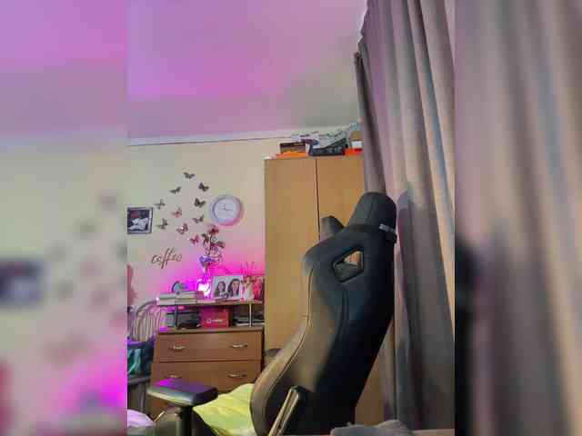 Hotangel75 webcam