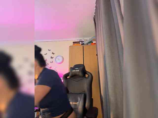 Hotangel75 webcam