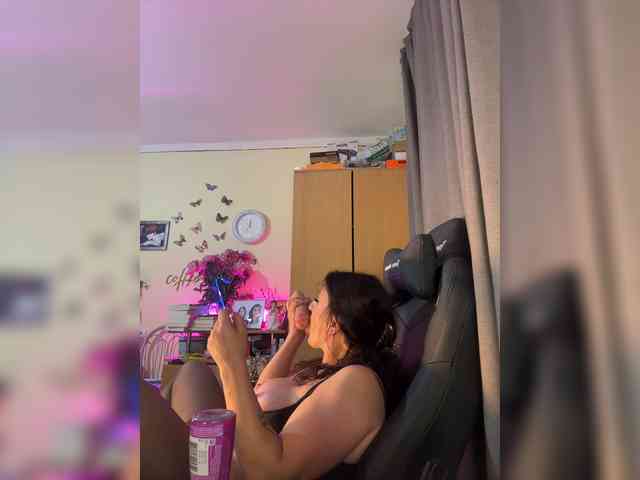 Hotangel75 webcam