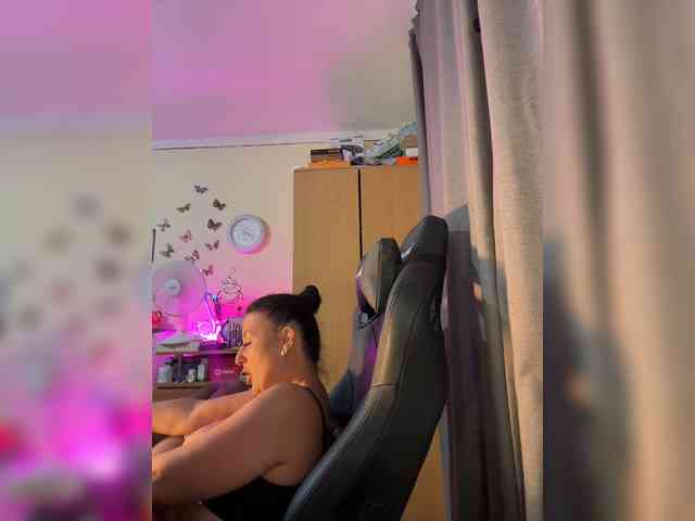 Hotangel75 webcam