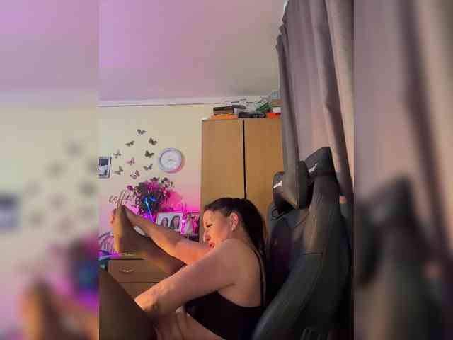 Hotangel75 webcam