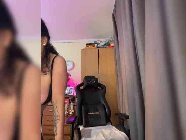 Hotangel75 webcam