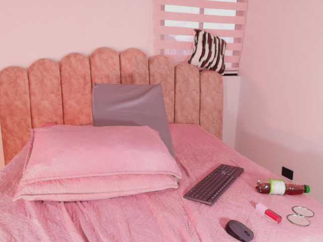 sofia-bb live cam on BongaCams