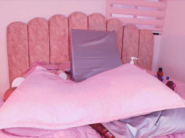 sofia-bb live cam on BongaCams