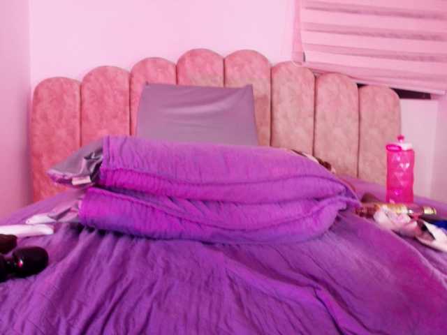sofia-bb live cam on BongaCams