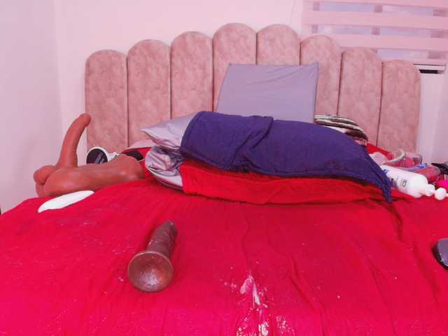 sofia-bb live cam on BongaCams