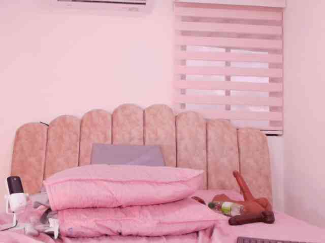 sofia-bb Live Webcam on BongaCams