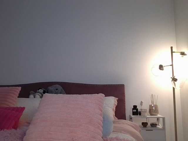 NicoleSarahX live cam on BongaCams